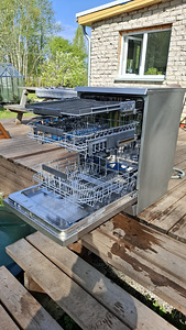 Nõudepesumasin Electrolux Reallife XXL/GlassCare (2 foto / 3)
