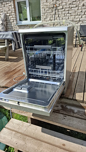 Nõudepesumasin Electrolux Reallife XXL/GlassCare (3 foto / 3)