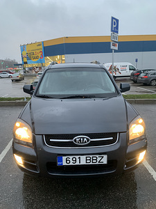 Kia Sportage 2.0 104 kW 2009 (3 foto / 9)