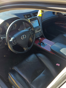 Lexus GS300 (6 фото из 11)