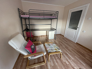 Pööning voodi, 90x200 cm, lauaplaadiga, IKEA. (2 foto / 7)