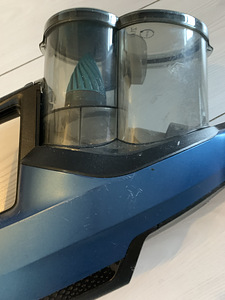 Käsitolmuimeja Philips (5 foto / 6)