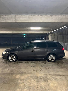 VOLKSWAGEN PASSAT (3 foto / 5)