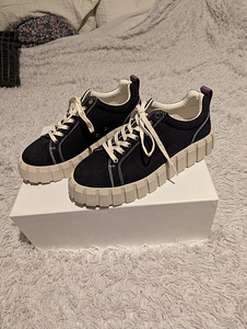 Eytys Odessa tossud (Suurus EUR 43) (1 foto / 4)