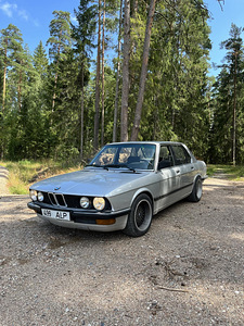 BMW e28 524td (1 фото из 12)