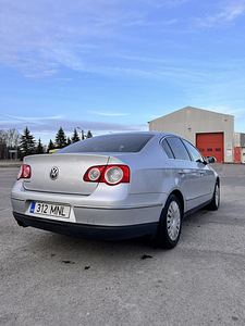 VOLKSWAGEN PASSAT 1.8 TSI (118Kw) 2010 мануал (2 фото из 6)