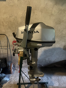Müüa päramootor HONDA BF 5 (1 foto / 5)
