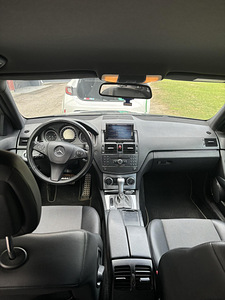 Mercedes-Benz C 220 AMG Style 2.1 125kW (5 foto / 8)