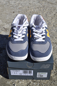 New Balance (2 фото из 4)