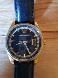 Müün meeste Emporio Armani käekella (uus maksab 325€) (3 foto / 4)