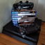 Sony PlayStation 4 slim 1 ТБ + 8 игр + 2 игровых контроллера (фото #1)