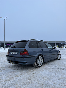 BMW 330 135kw manuaal (4 foto / 6)