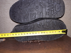 Ugg Bearpaw lastesaapad, us 12 / eu 30 Jp 17 (9 foto / 10)