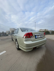 Honda civic (5 foto / 6)