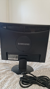Samsungi monitor (2 foto / 4)