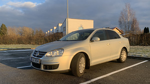 Volkswagen Jetta Automat 1.4 Tsi (3 foto / 15)