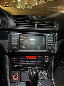 BMW E39 (5 foto / 10)