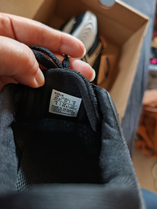 Новые кроссовки Asics, размер 37 (4 фото из 6)