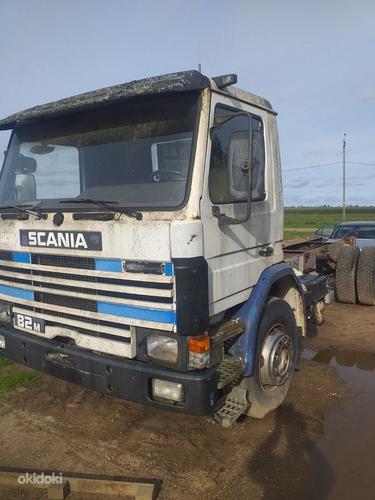 Scania P82Ml 4 × 2л (фото #1)