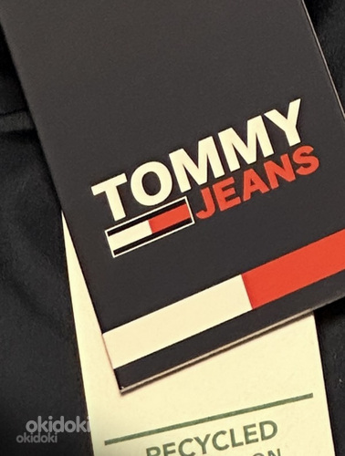 Куртка Tommy Hilfiger xs и кепка (фото #3)