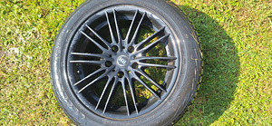 Продаются диски BMW 17" 5x120 мм с шипованными шинами (2 фото из 8)