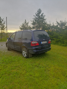 Ford galaxy 1.9tdi (2 foto / 5)