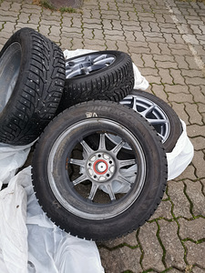 Диски + шины Hankook 205/55R16 (4 фото из 8)
