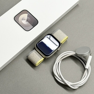 Apple Watch Series 9, 45mm, LTE, Starlight (1 foto / 3)