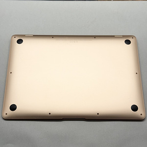 MacBook Air M1 (13” 2020) / 8GB / 256GB (SWE) (3 foto / 3)