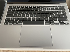 Macbook Air 13 M1 2020 (3 foto / 7)
