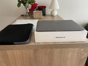 Macbook Air 13 M1 2020 (6 foto / 7)