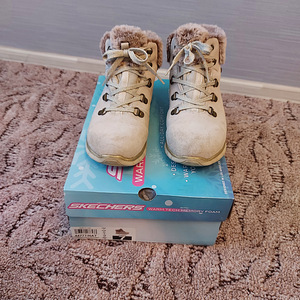 Talvesaapad SKECHERS s.37 (7 foto / 7)