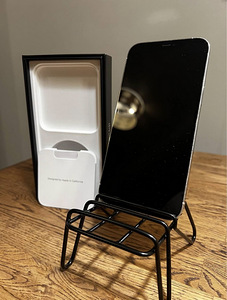 iPhone 12 про макс 256 серебристый (4 фото из 4)