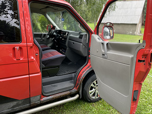 Volkswagen Transporter T4 1.9 50kW (10 foto / 15)