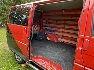 Volkswagen Transporter T4 1.9 50kW (12 foto / 15)
