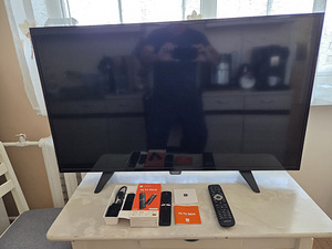 Продам телевизор Philips 40" (1 фото из 6)