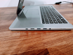 Acer Notebook Laptop 15,6 Transformer Spin Touch (8 foto / 10)