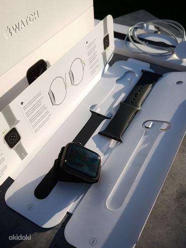 Смарт часы Apple Watch 6 44 мм (фото #4)