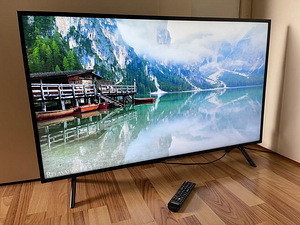 SAMSUNG 43" 4K UHD Smart TV (2 фото из 10)
