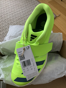 Новые шиповки Adidas Jumpstar (2 фото из 2)