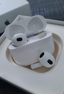 Airpods Pro (7 foto / 10)