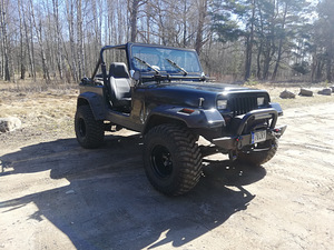 Jeep Wrangler (2 фото из 5)