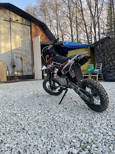 Продам пит байк 125сс yx (3 фото из 4)
