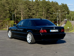 BMW 730d e38 Facelift (4 foto / 15)