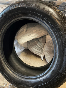 Continental talverehvid 205/60/R16 Muster 5mm (2 foto / 3)