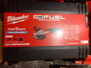 Milwaukee M18 ONEFSAG125XP lõikur/nurklihvija (1 foto / 1)
