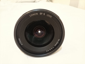 Canon EFS 10-22mm objektiiv (2 foto / 3)