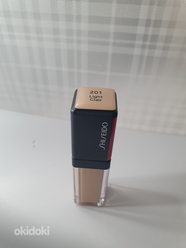 Shiseido Self-Refreshing concealer 5,8ml 201 light clair (фото #1)