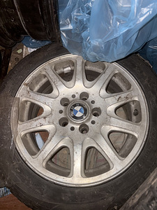 Müüa BMW E39 R16 veljed (4 foto / 5)