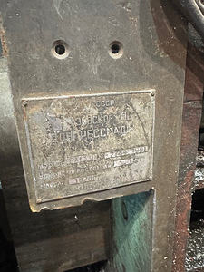 BA-1330 Hüdrauliline press vanametalli ja jäätmete pressimis (6 foto / 9)